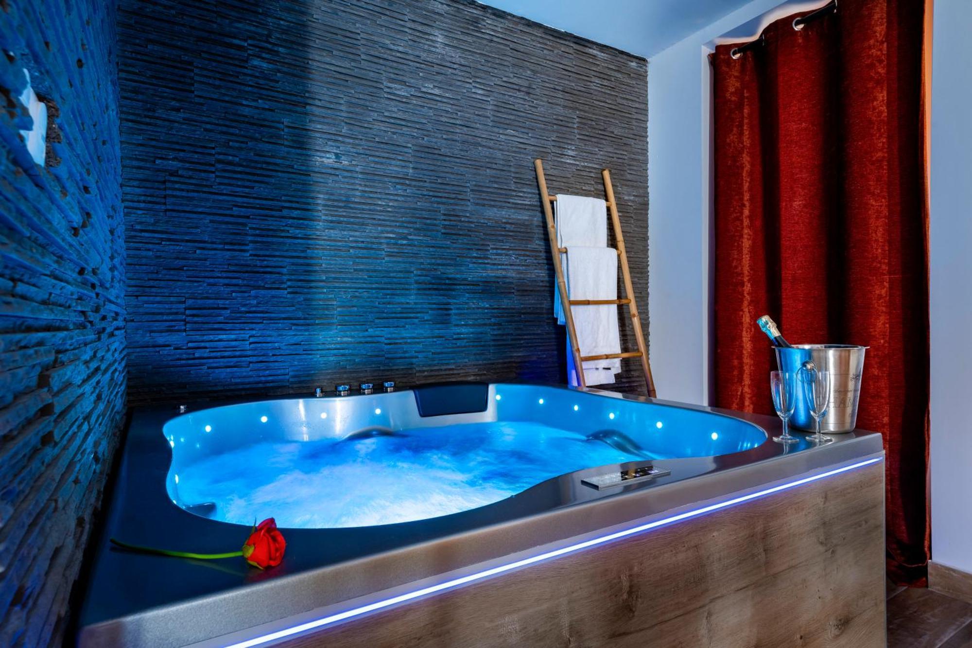 Loft Romantique - Spa Privatif - Spa Noctambulles Hyères Exterior foto